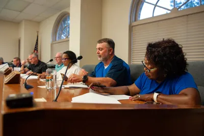 Dr. Linda Clark, right, takes part in a Hope City Board of Directors meeting in Hope, Ark. on Sept. 5, 2023. Photo by Rory Doyle.